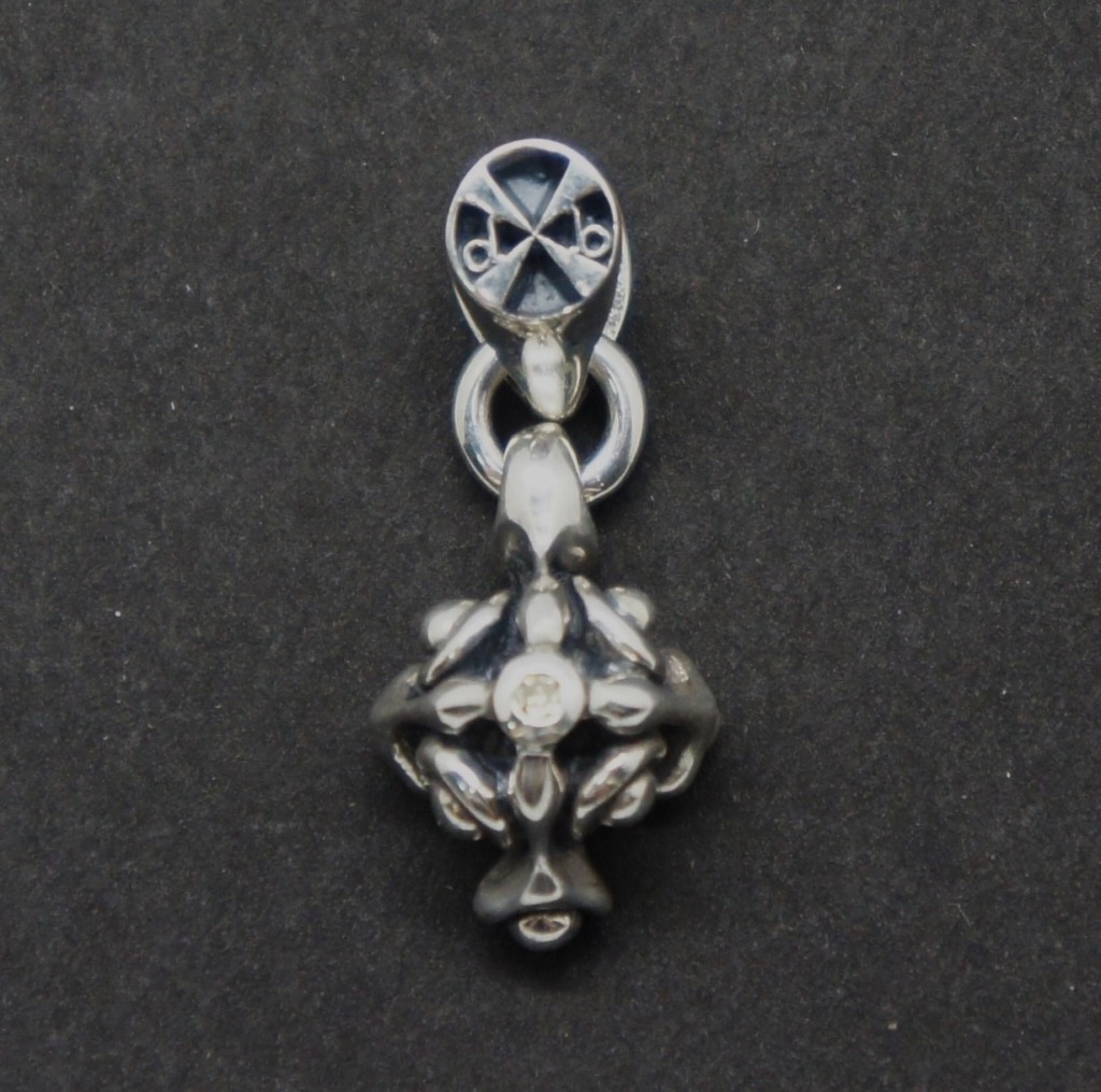 PENDANT TOP // T-49 yellow diamond silver