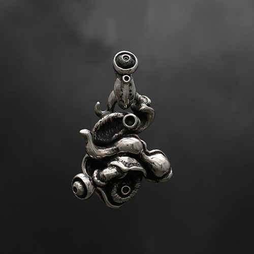 PENDANT TOP // T-104/Liver